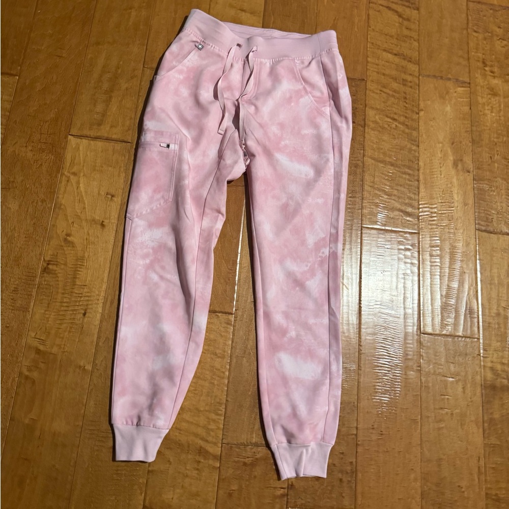 Zamora figs scrub pants